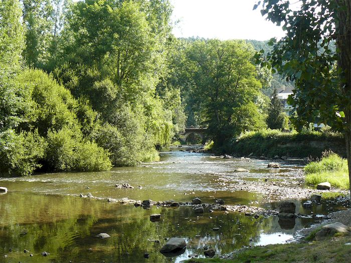 Alpes mancelles Aventures vue de la riviere Sarthe